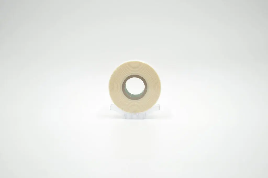 Davlyn Clear Tape Roll, 1 inch x 12 yards (2.54cm x 11m)