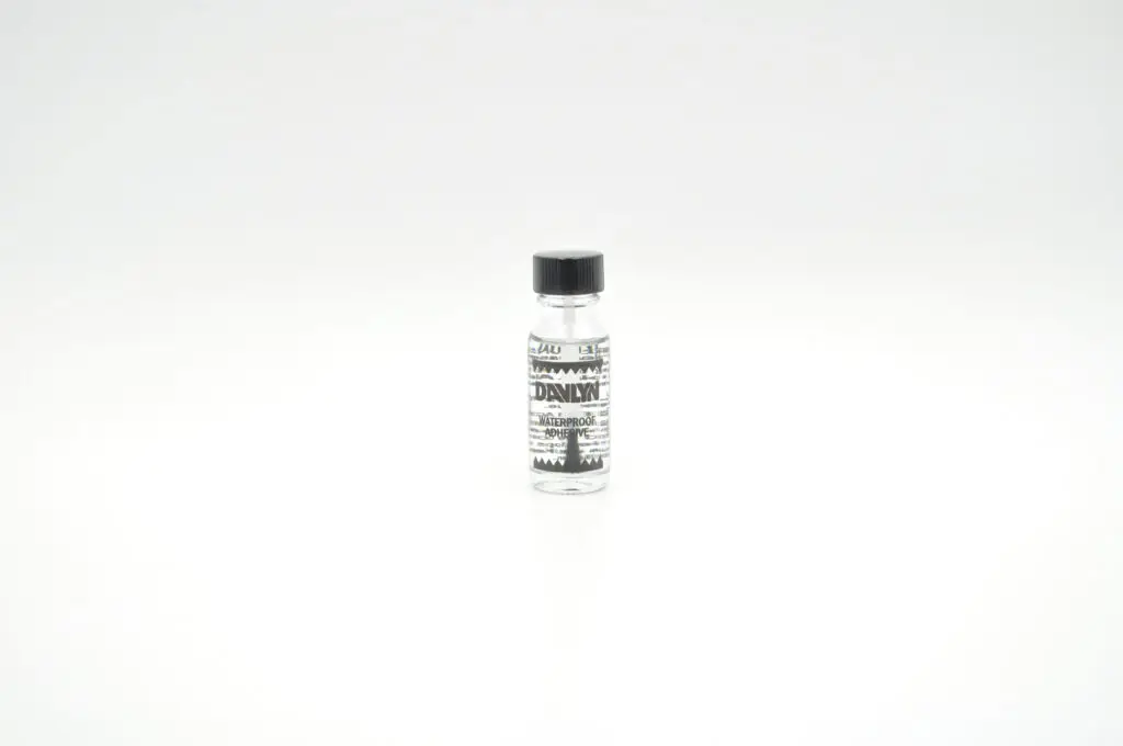 Davlyn Waterproof Liquid Adhesive #57