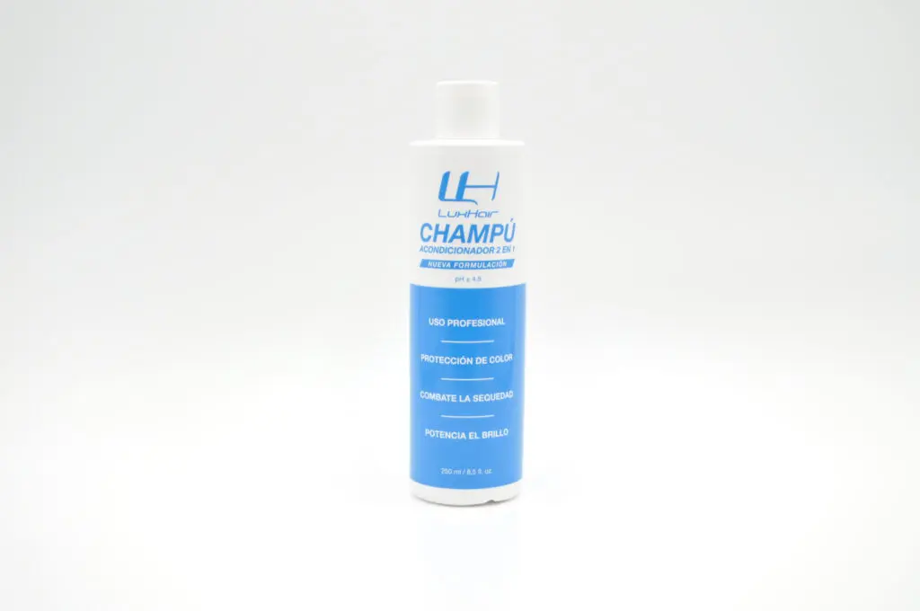 LuxHair 2-in-1 Shampoo 250ml